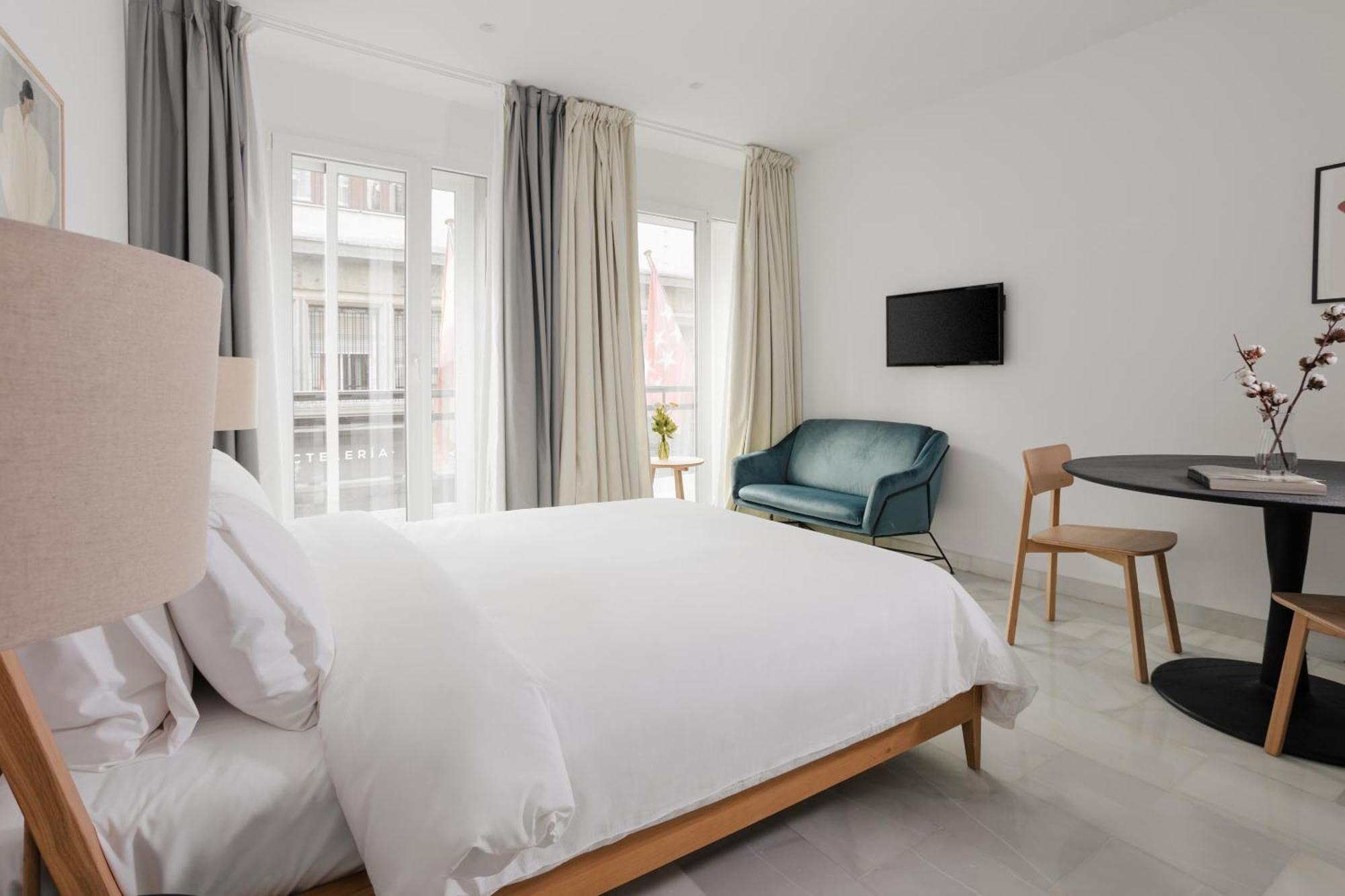 Sonder Santa Ana Aparthotel Madrid Exteriör bild